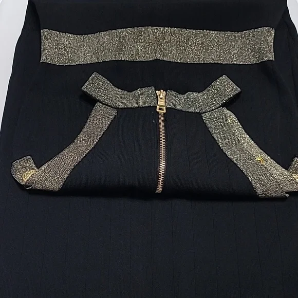 Knitted Midi Dress With Buttons And Lurex Trims - Picture 6 of 8